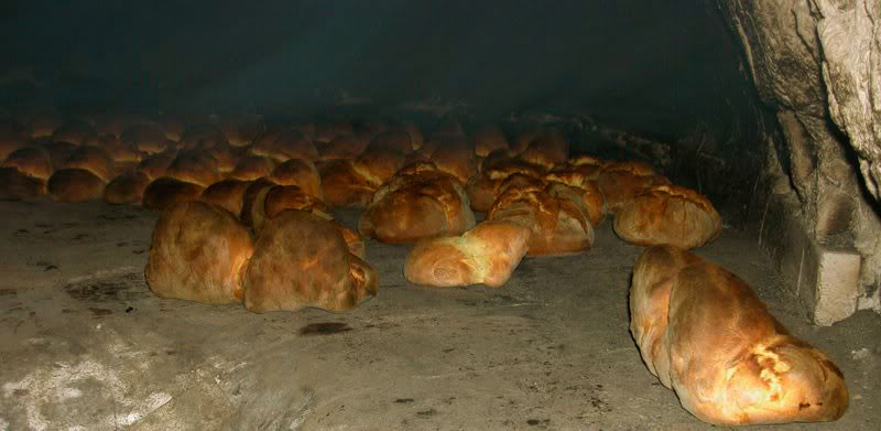 Pane-nel-forno-a-legna---52K.jpg